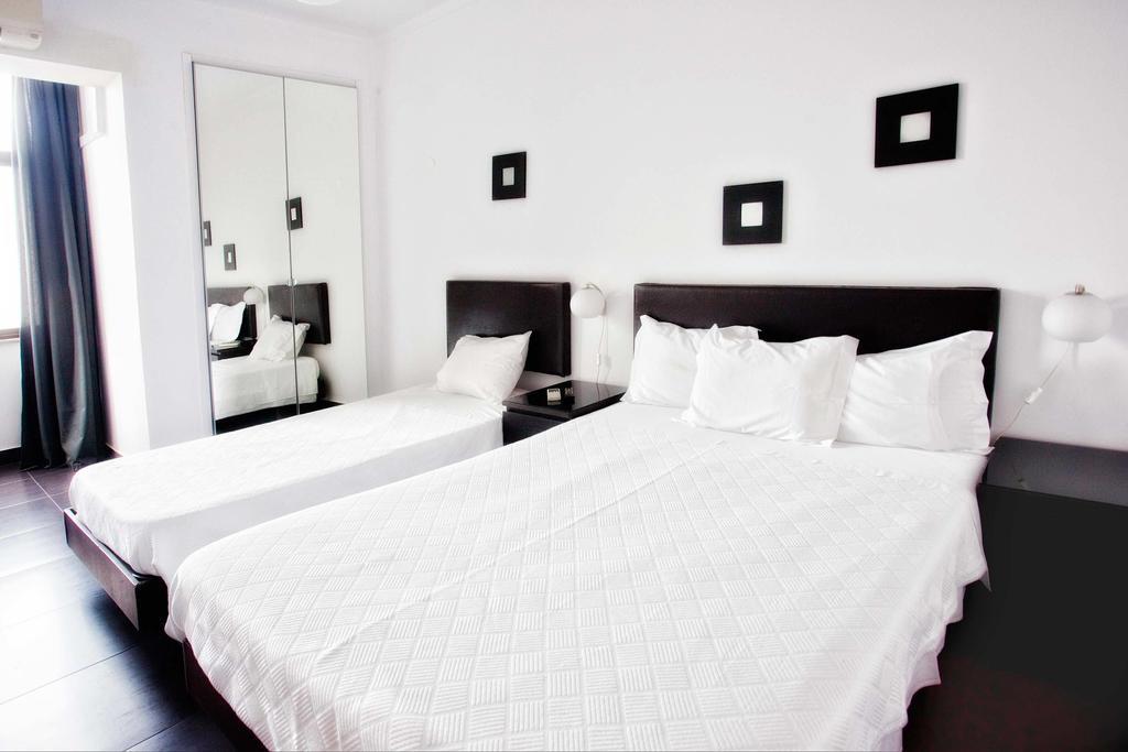 Residencial Principe Guest House Barreiro  Exterior photo